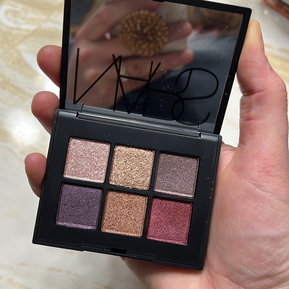 NARS Quartz eyeshadow palette. LIKE NEW